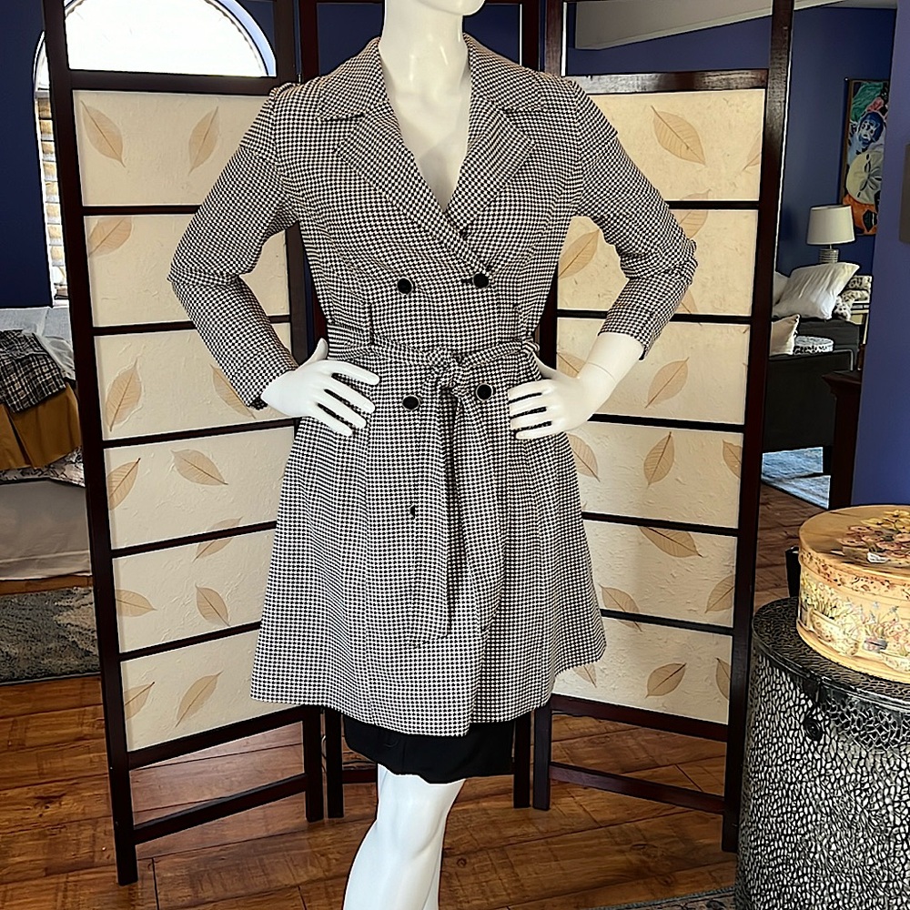 Elle Black & White Houndstooth Trench Coat, Women’s size 6,